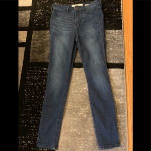 Hollister High Waisted Jeggings/Leggings